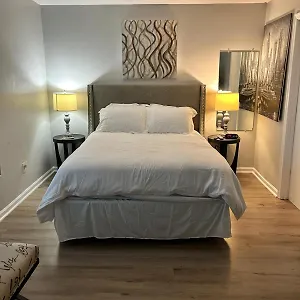 3 Bliss Hideaway's Homestay Virginia Beach